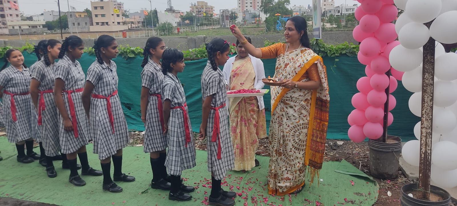 arihant english medium school award